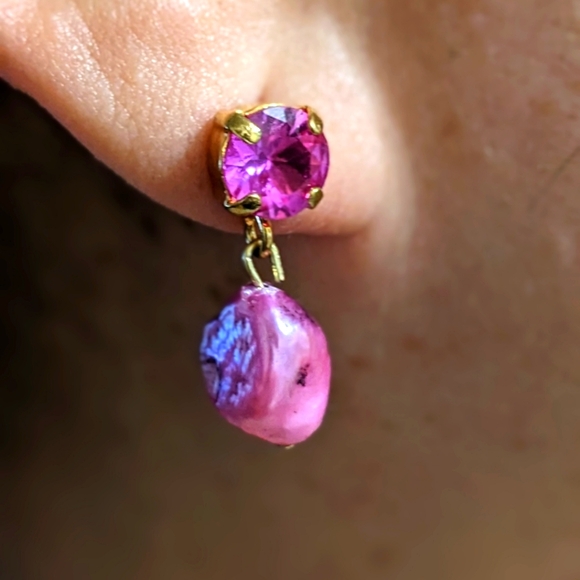 Genuine Pink Ruby 2.55 Carats & Pink Baroque Drop Down 18K Gold Plated Earrings - Picture 5 of 5